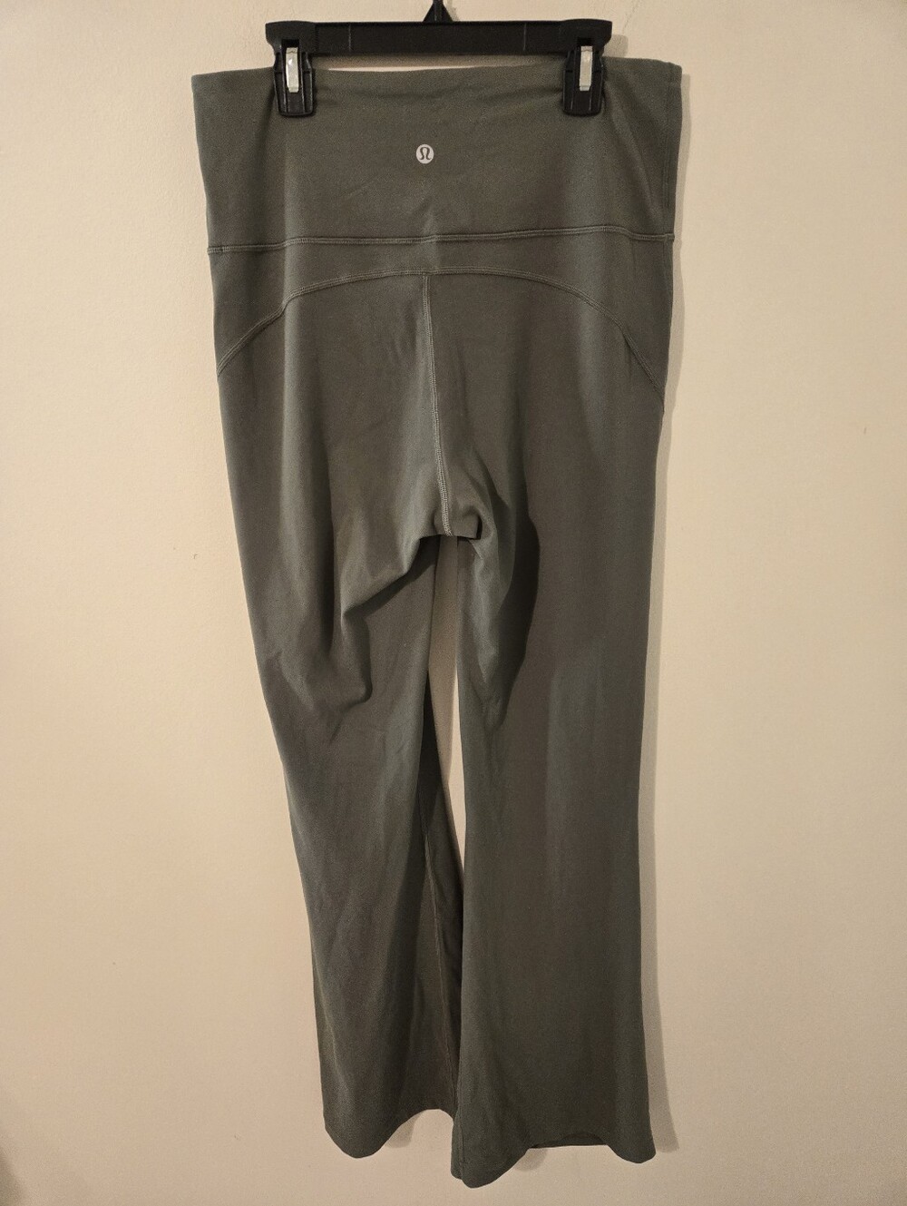 Lululemon Groove Super-High-Rise Flared Pant Nulu 10 - Picture 4 of 7
